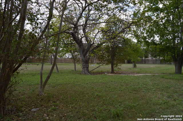 Image 9 of 40 For 2830 Morningside Dr.