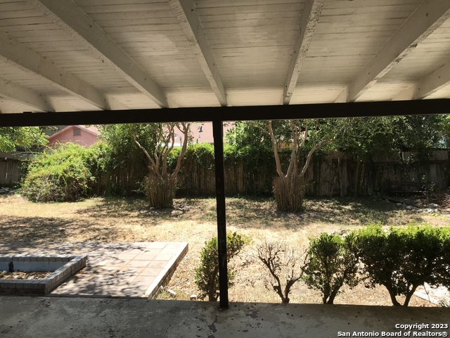 Listing photo id 22 for 3123 War Arrow