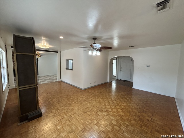 Listing photo id 5 for 3123 War Arrow