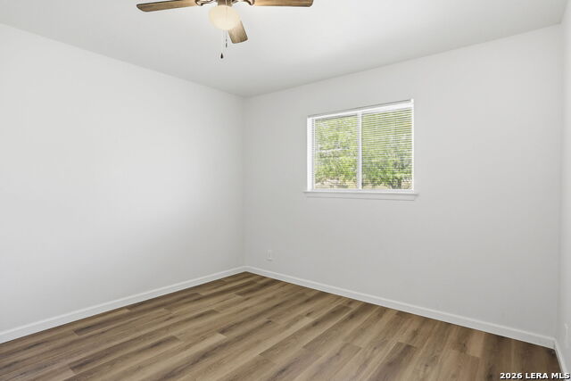 Image 21 of 26 For 9518 Brightview St