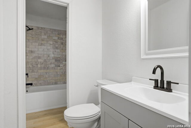 Image 22 of 26 For 9518 Brightview St