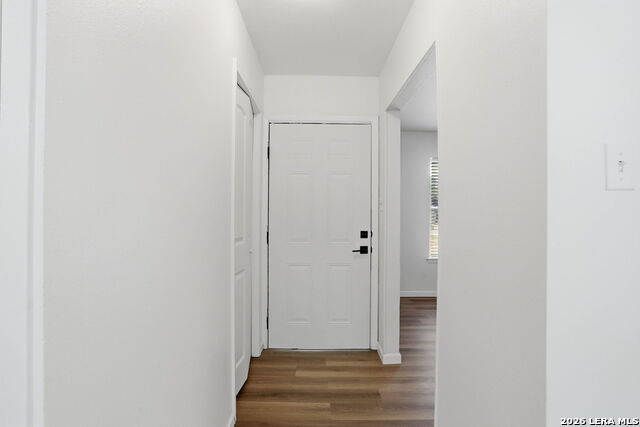 Image 5 of 26 For 9518 Brightview St