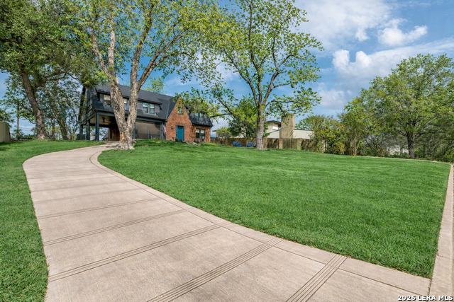 Listing photo id 1 for 110 Henderson St