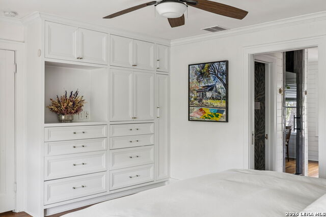 Listing photo id 29 for 110 Henderson St