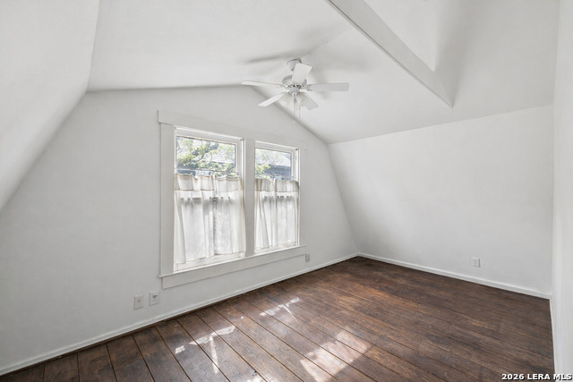 Listing photo id 45 for 110 Henderson St