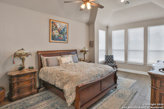 Image 15 of 62 For 24929 Resort Pkwy