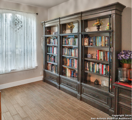 Image 23 of 62 For 24929 Resort Pkwy