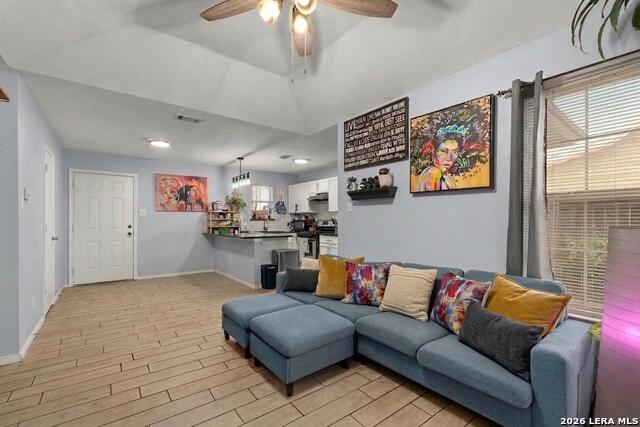 Image 12 of 23 For 320 Sharer  