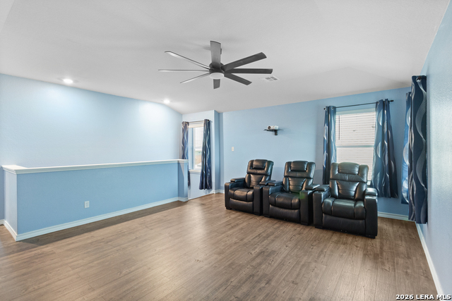 Listing photo id 15 for 13118 Cadenza Creek