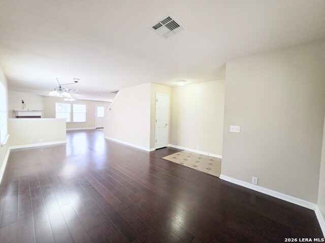 Image 3 of 27 For 914 Tisbury Parkway