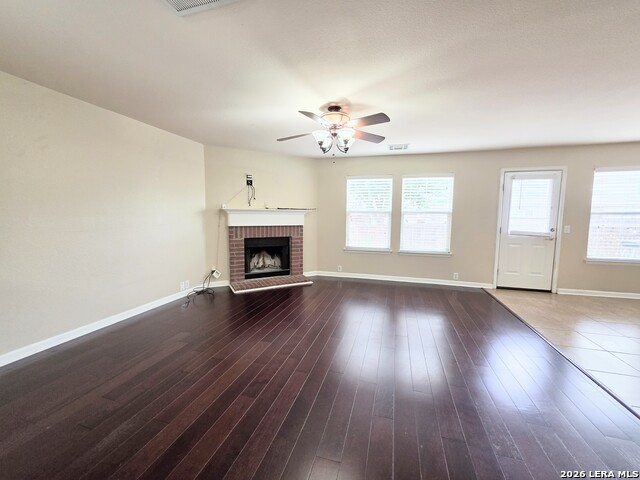 Image 4 of 27 For 914 Tisbury Parkway