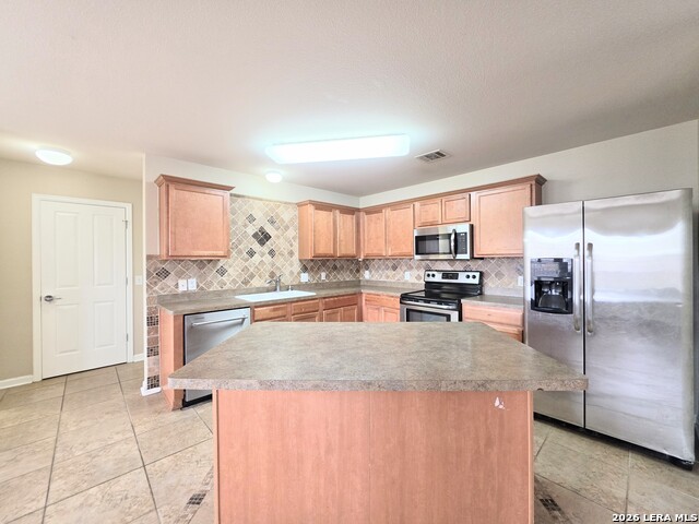 Image 7 of 27 For 914 Tisbury Parkway