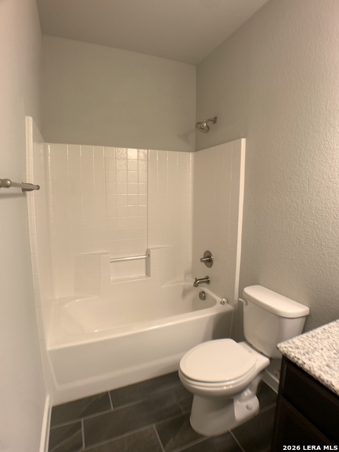 Image 17 of 20 For 354 Creekside Curve