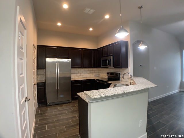 Image 5 of 20 For 354 Creekside Curve