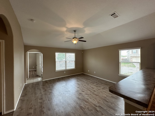 Image 3 of 18 For 3327 Candlemoon Dr