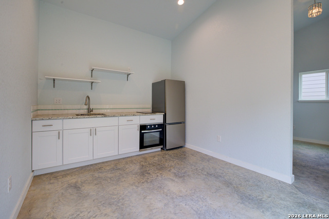 Image 16 of 23 For 569 Ledgeview