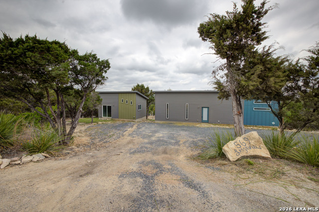 Image 4 of 23 For 569 Ledgeview