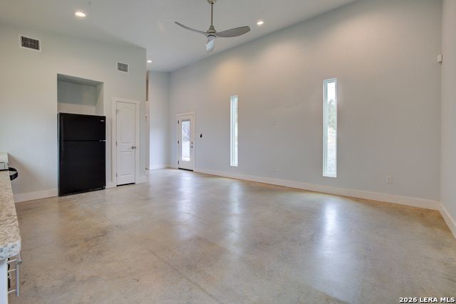 Image 7 of 23 For 569 Ledgeview