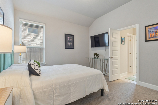 Image 27 of 38 For 28502 Colares Way