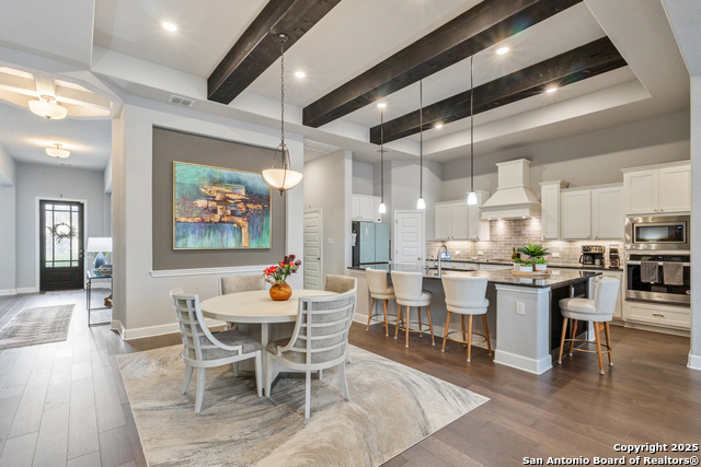 Image 8 of 38 For 28502 Colares Way