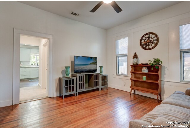 Image 4 of 19 For 1127 Nolan St.