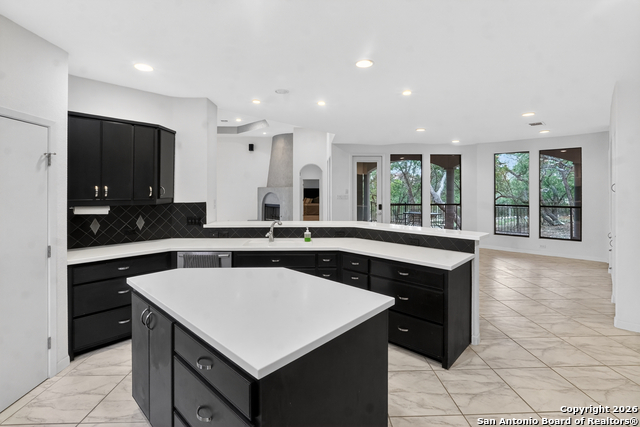 Image 16 of 67 For 23204 Fossil Peak