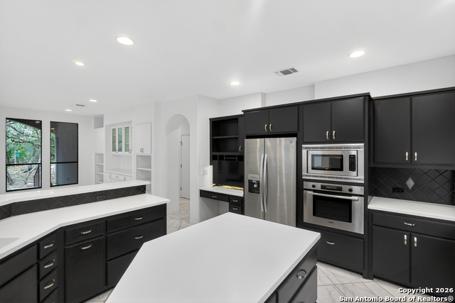 Image 18 of 67 For 23204 Fossil Peak