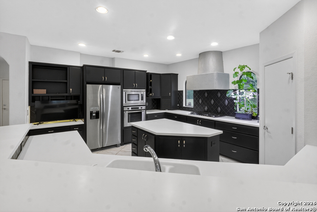 Image 19 of 67 For 23204 Fossil Peak