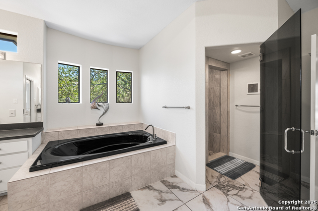 Image 32 of 67 For 23204 Fossil Peak