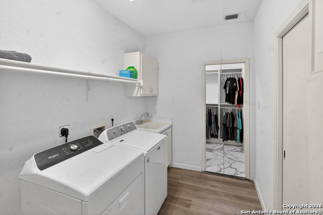 Image 35 of 67 For 23204 Fossil Peak