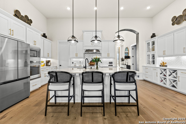 Image 10 of 63 For 507 Caliban  