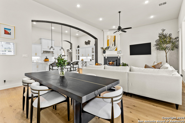 Image 12 of 63 For 507 Caliban  