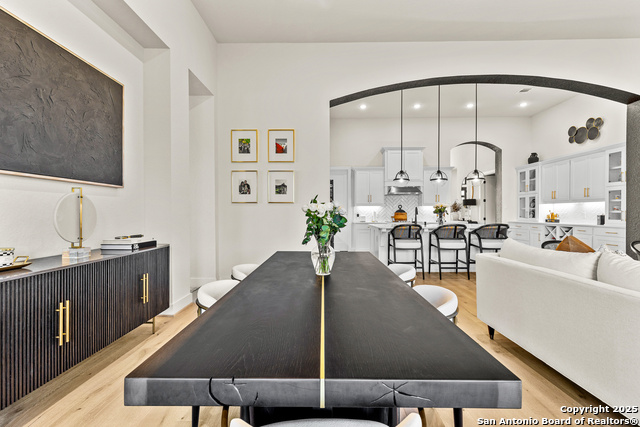 Image 13 of 63 For 507 Caliban  