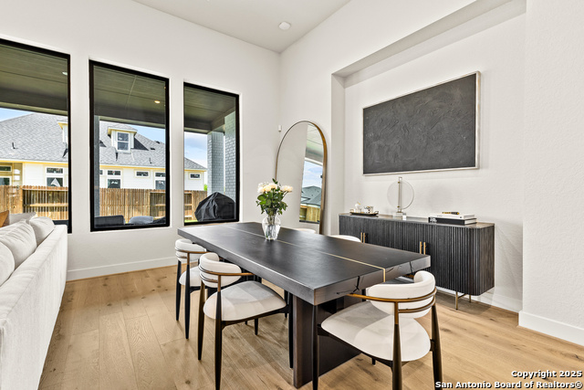 Image 15 of 63 For 507 Caliban  