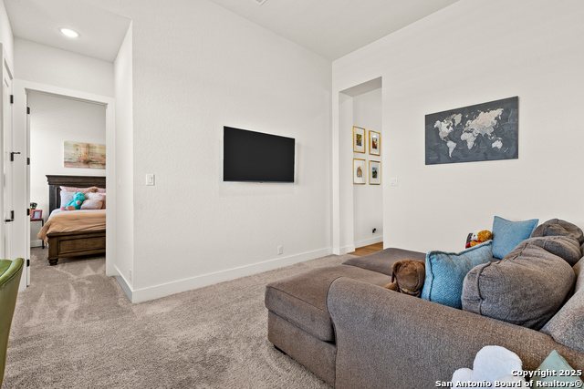 Image 43 of 63 For 507 Caliban  