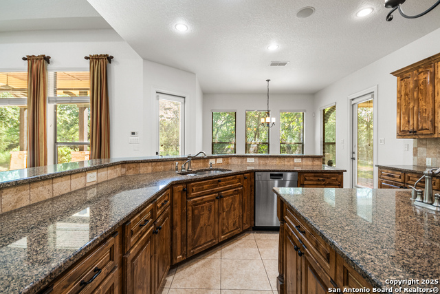 Image 20 of 44 For 102 Arroyo  