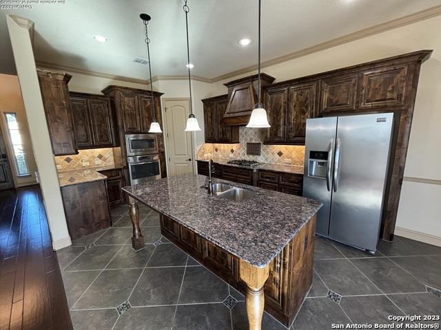 Image 13 of 43 For 18910 Real Ridge