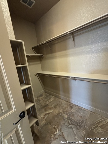 Image 27 of 43 For 18910 Real Ridge