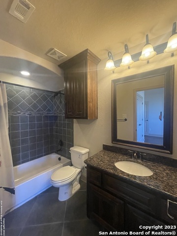 Image 33 of 43 For 18910 Real Ridge