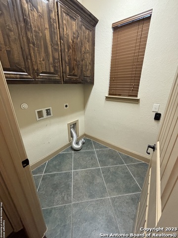 Image 8 of 43 For 18910 Real Ridge