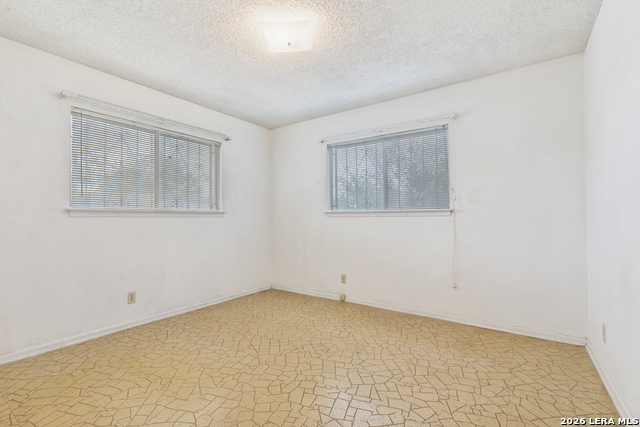 Image 20 of 22 For 2315 Fairhill