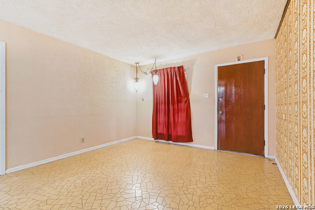 Image 6 of 22 For 2315 Fairhill