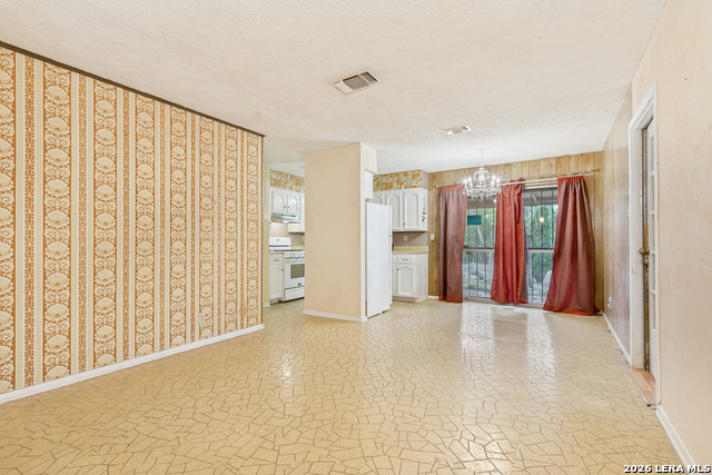 Image 8 of 22 For 2315 Fairhill