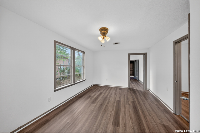 Image 10 of 19 For 807 Eldorado