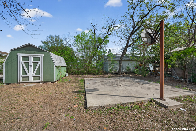 Image 17 of 19 For 807 Eldorado