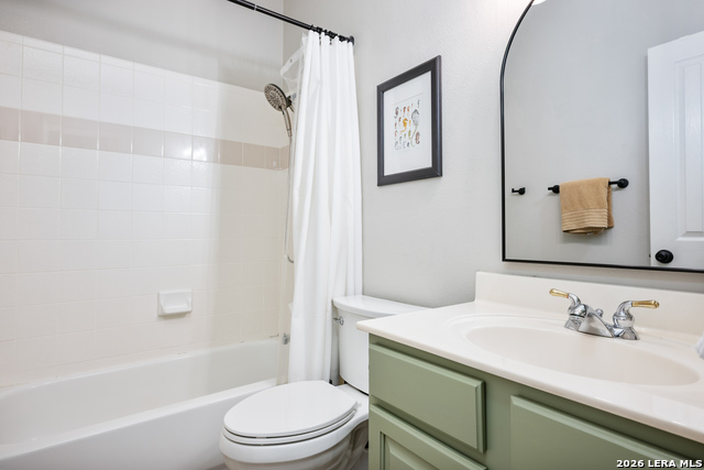 Image 21 of 34 For 23607 Alpine Ridge