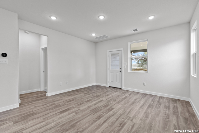 Image 7 of 21 For 4326 Hobbiton Way