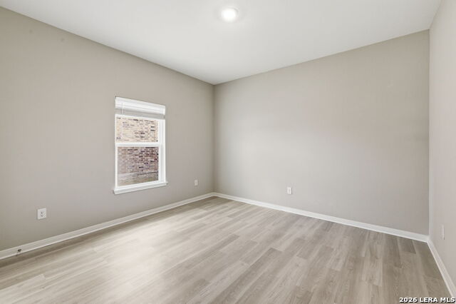 Image 16 of 49 For 6447 Aj  