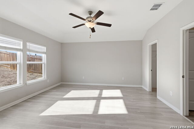 Image 18 of 49 For 6447 Aj  