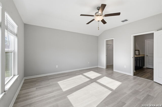 Image 21 of 49 For 6447 Aj  